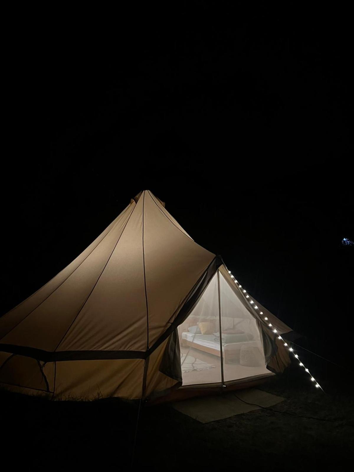Camp Oaza,Lipa Hotel Cetinje Exterior foto